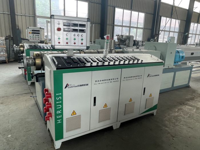 Produksi ekstruder untuk pipa PVC telah selesai